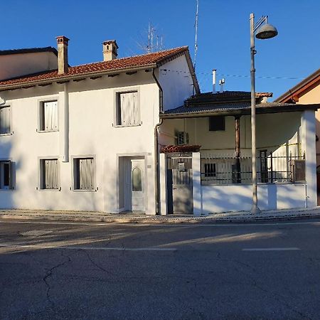 Happy House Morsano Apartment Morsano al Tagliamento Luaran gambar