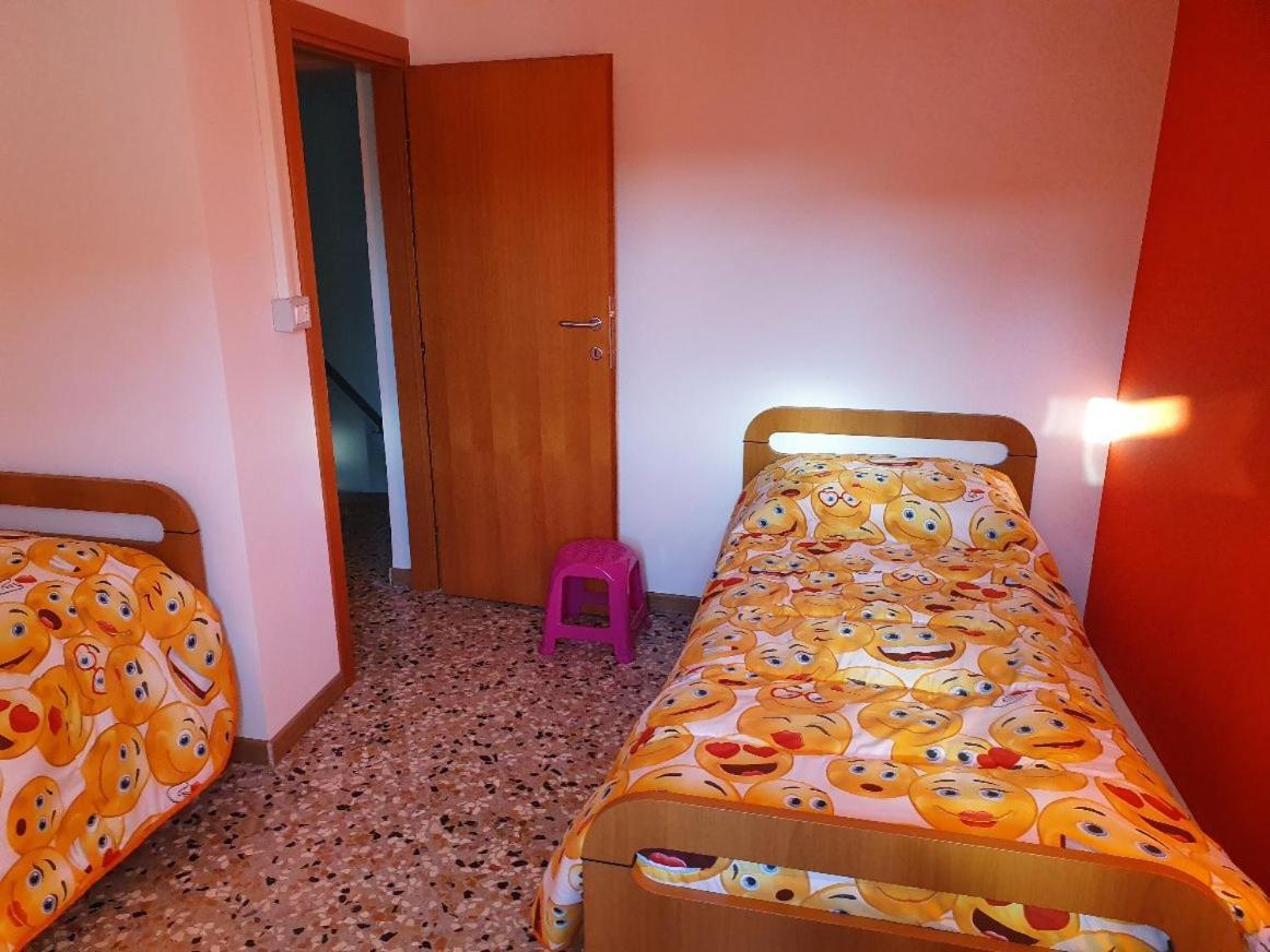 Happy House Morsano Apartment Morsano al Tagliamento Luaran gambar